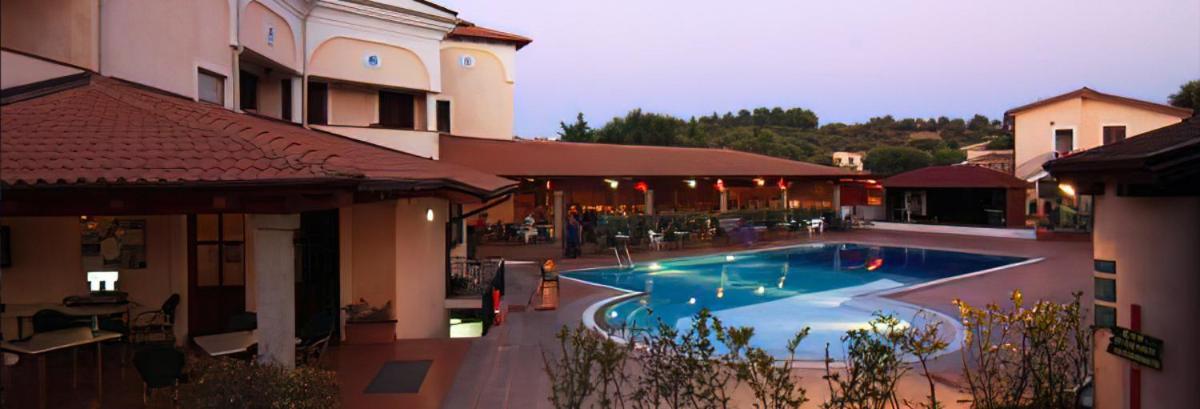 Zeta Club San Teodoro Le Rose Hotel Luaran gambar